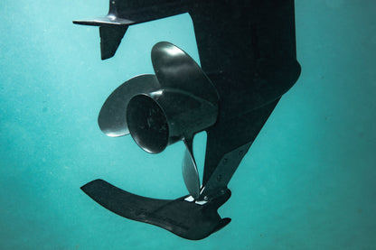 Large Size Fin: 100+ HP, Boats Greater Than 18'